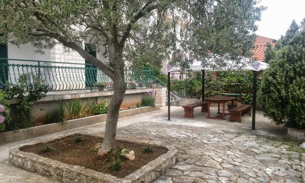 Apartments And Rooms Saric جادريغا المظهر الخارجي الصورة