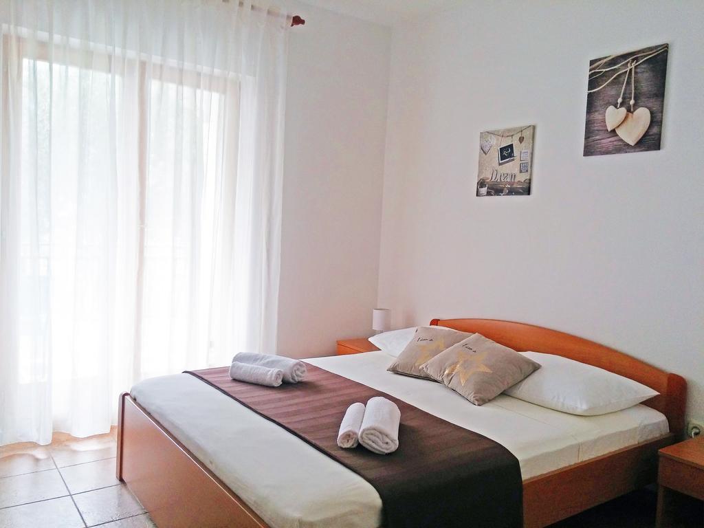 Apartments And Rooms Saric جادريغا المظهر الخارجي الصورة